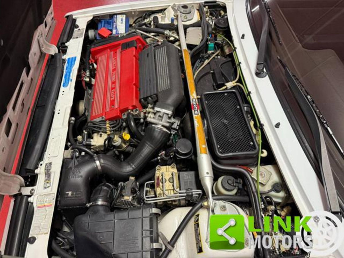 Lancia Delta turbo 16V HF integrale 5 (14)