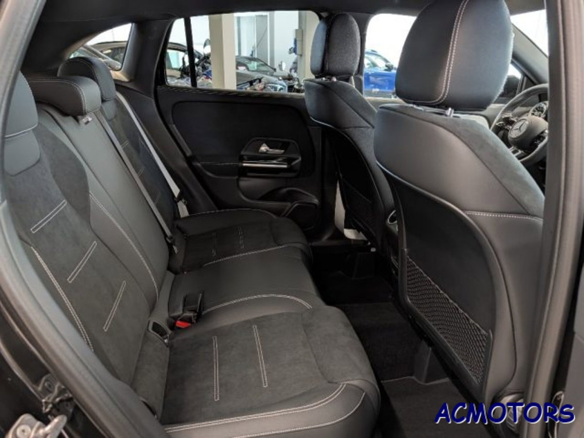 Mercedes-Benz GLA SUV 200 d AMG Line Advanced Plus 4matic auto (12)