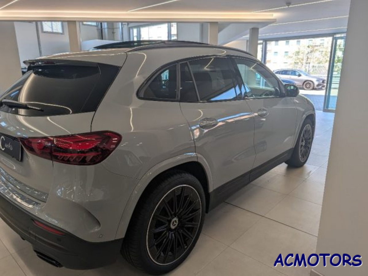 Mercedes-Benz GLA SUV 200 AMG Line Premium auto (8)