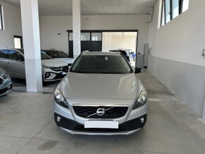 Volvo V40 Cross Country D2 1.6 Momentum usata