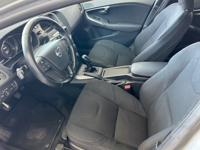 Volvo V40 Cross Country D2 1.6 Momentum (8)