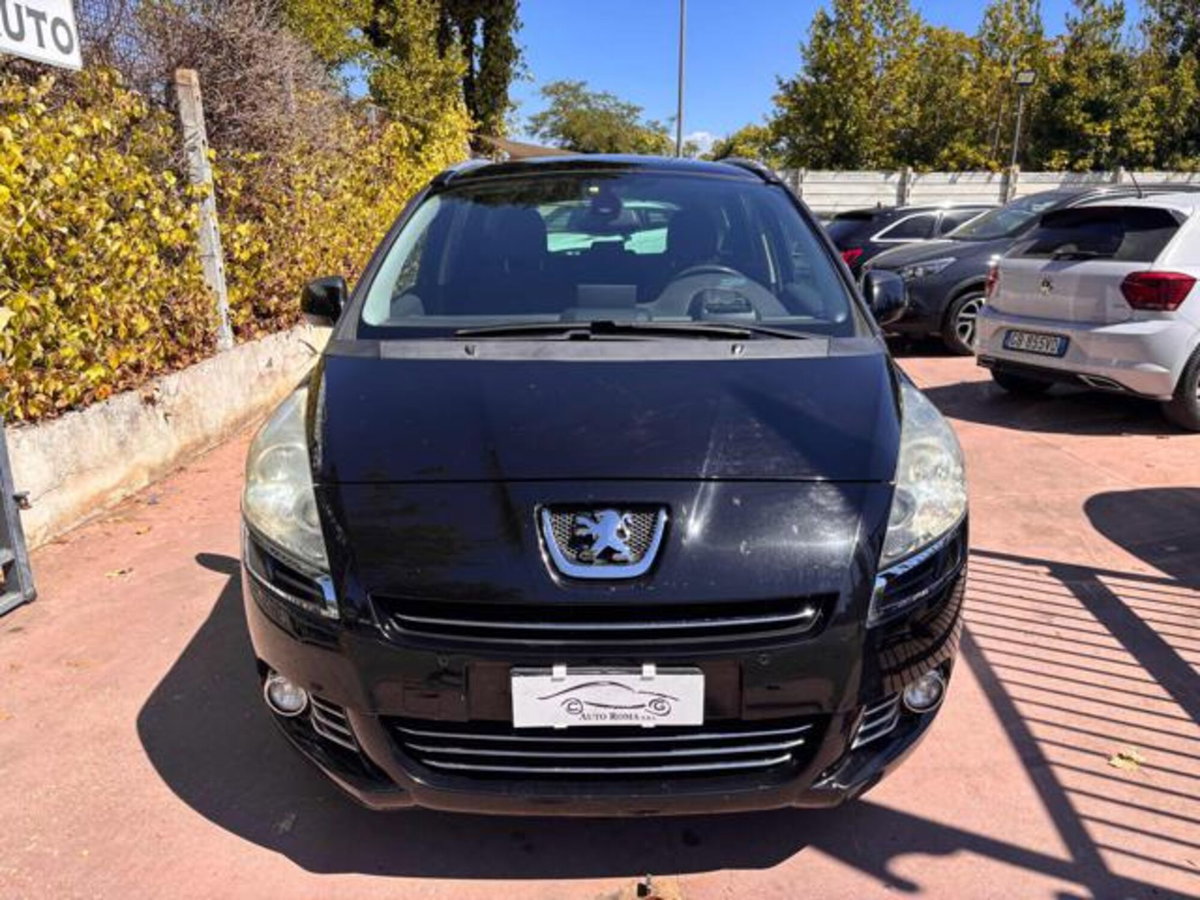 Peugeot 5008 2.0 HDi 150CV Allure (2)