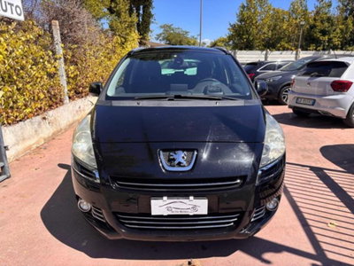 Peugeot 5008 2.0 HDi 150CV Allure (2)