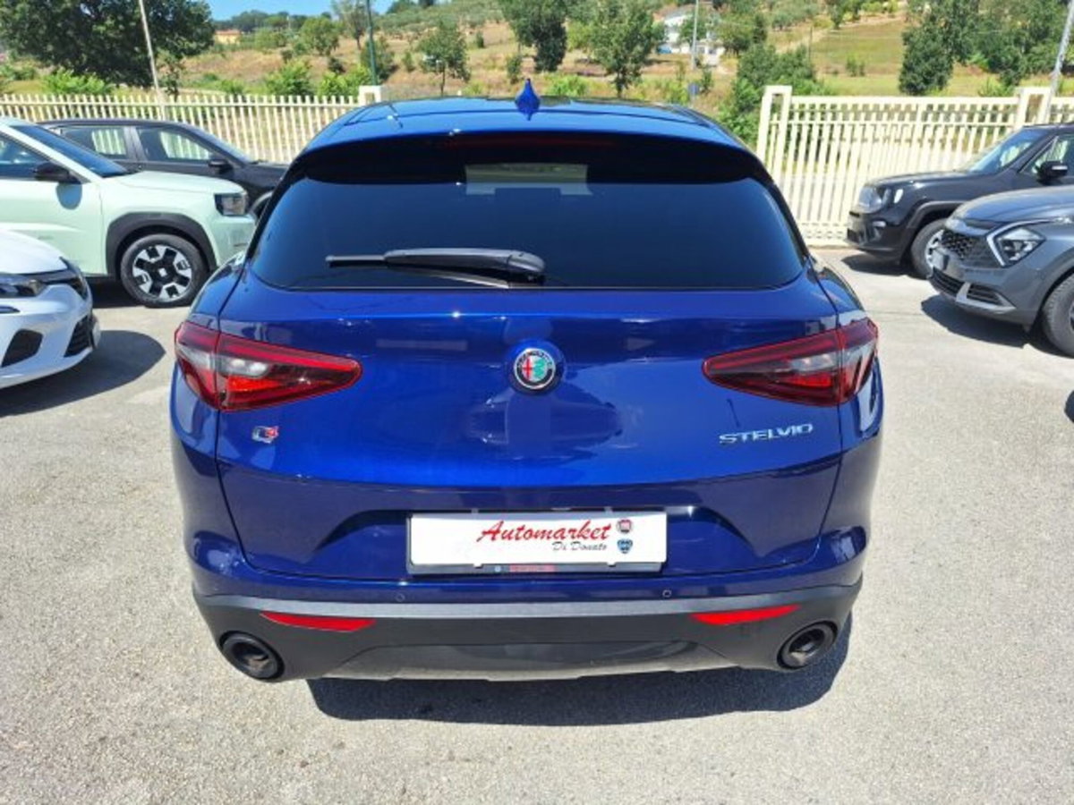 Alfa Romeo Stelvio Stelvio 2.2 Turbodiesel 190 CV AT8 Q4 Sprint (12)