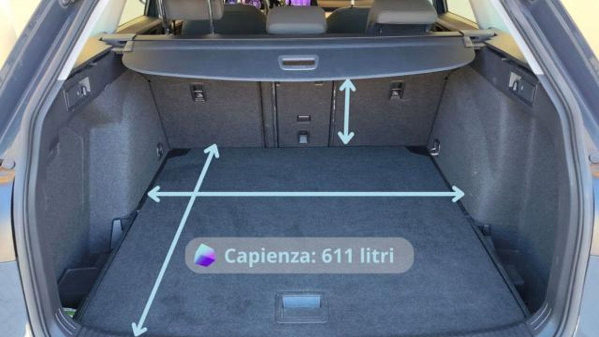 Volkswagen Golf Variant 2.0 TDI SCR DSG Life (17)