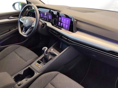 Volkswagen Golf Variant 2.0 TDI SCR DSG Life (9)