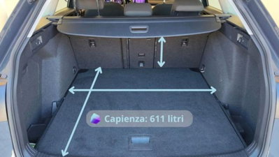Volkswagen Golf Variant 2.0 TDI SCR DSG Life (17)