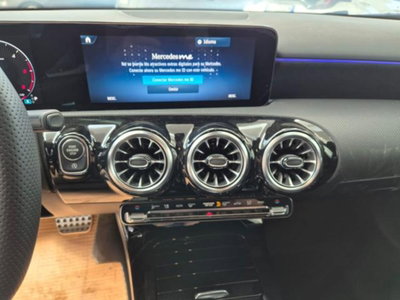 Mercedes-Benz Classe A 200 d AMG Line Premium Plus auto (10)