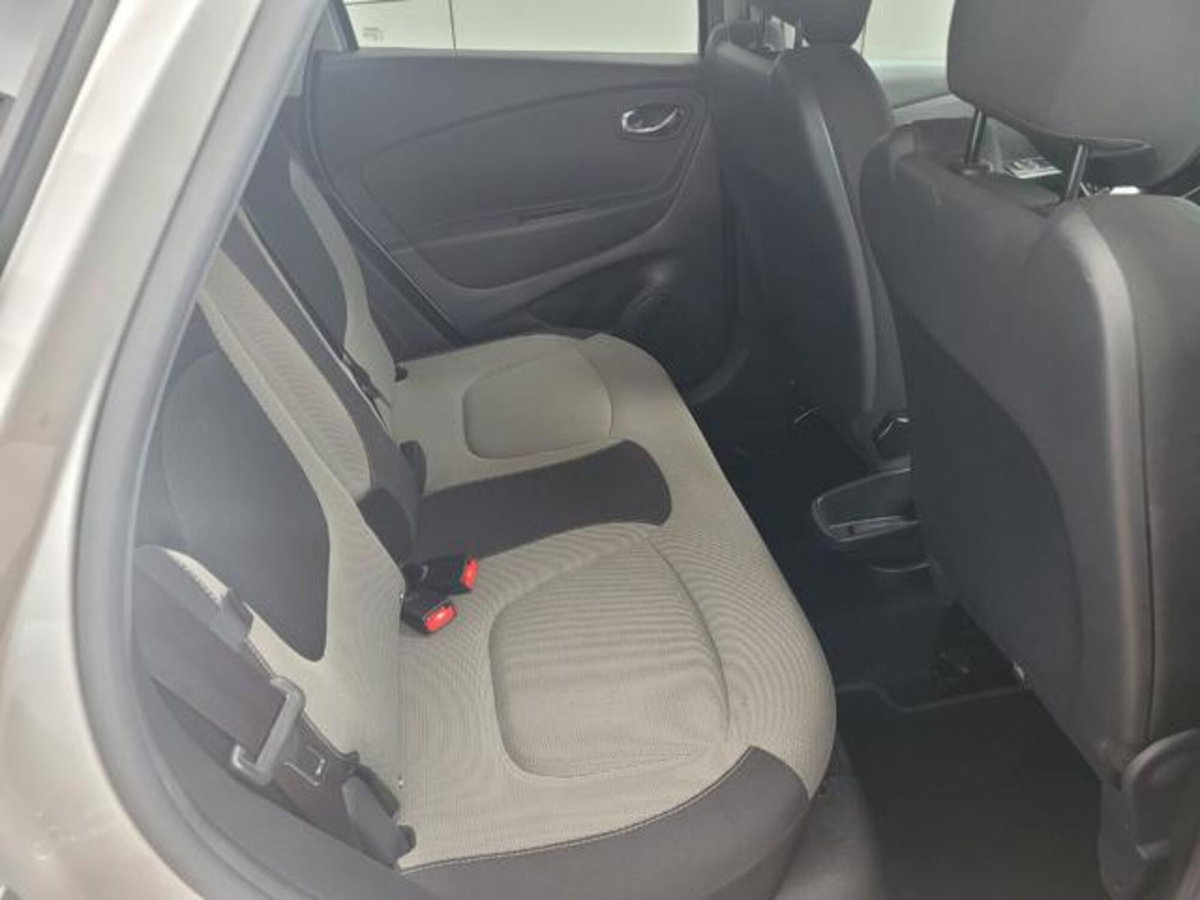 Renault Captur dCi 8V 90 CV EDC Start&Stop Energy Zen (10)