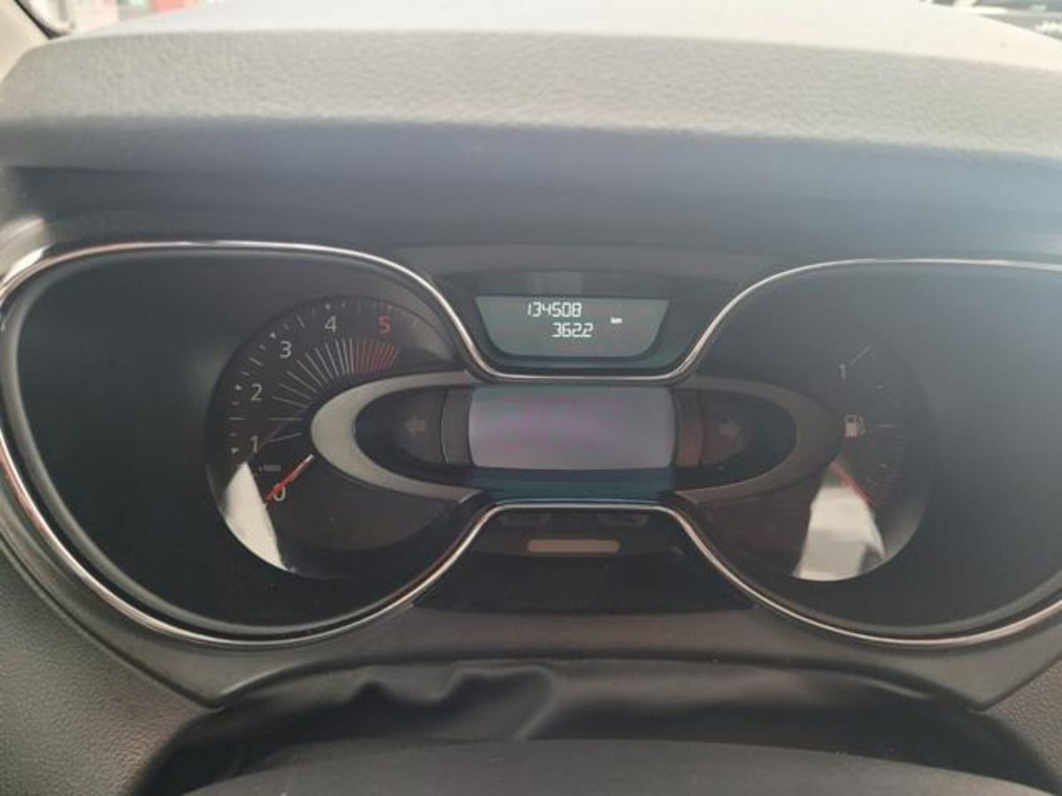Renault Captur dCi 8V 90 CV EDC Start&Stop Energy Zen (14)