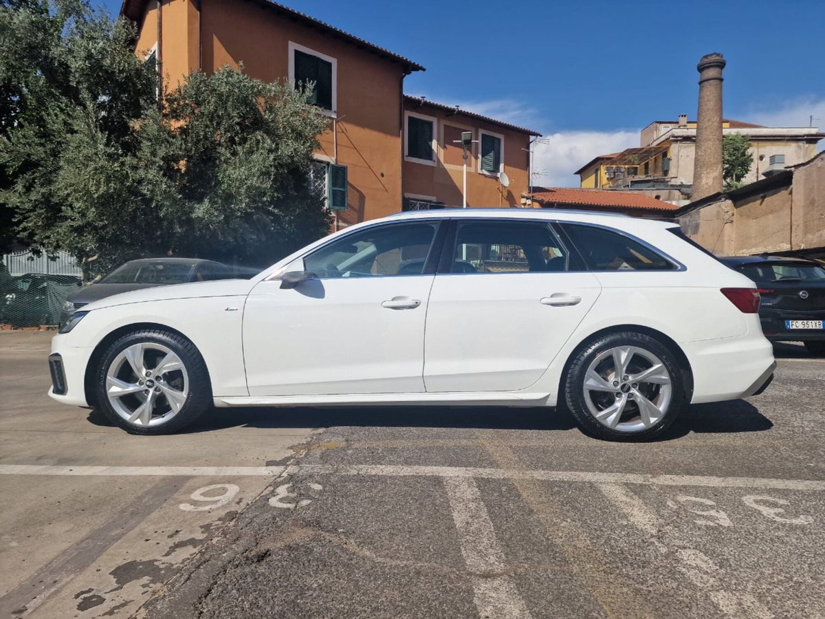 Audi A4 Avant 30 2.0 tdi mhev S Line edition 136cv s-tronic (3)