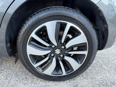 Suzuki Swift 1.2 Hybrid Top (17)