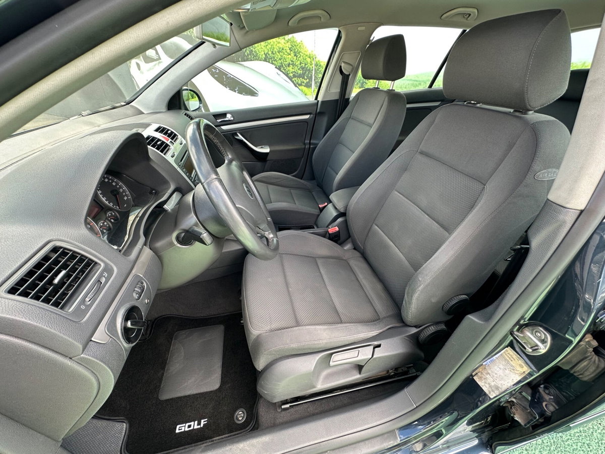 Volkswagen Golf 1.6 16V FSI 5p. Comfortline (7)