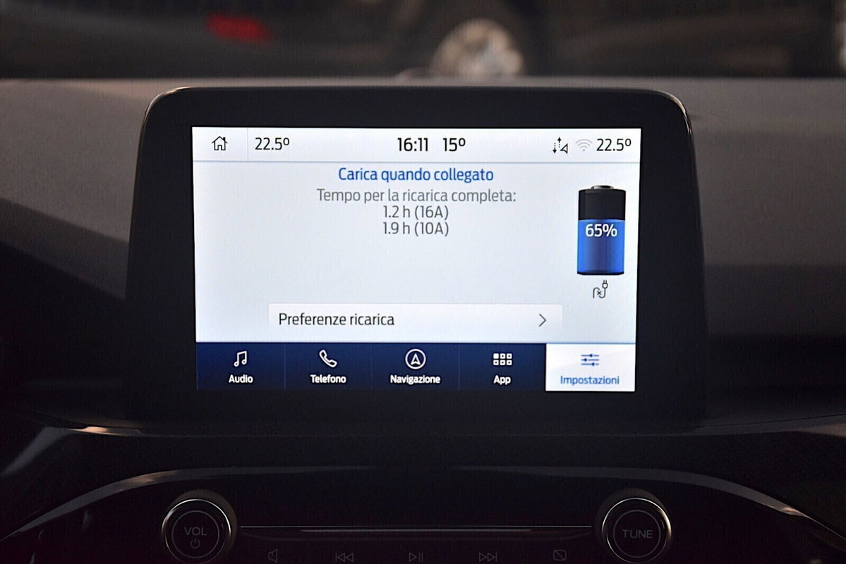 Ford Kuga 2.5 Plug In Hybrid 225 CV CVT 2WD ST-Line (14)