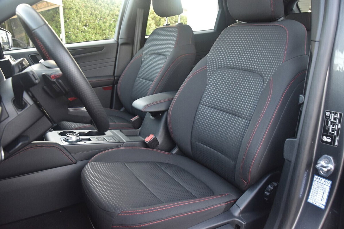 Ford Kuga 2.5 Plug In Hybrid 225 CV CVT 2WD ST-Line (8)