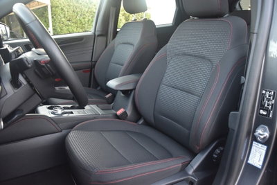Ford Kuga 2.5 Plug In Hybrid 225 CV CVT 2WD ST-Line (8)