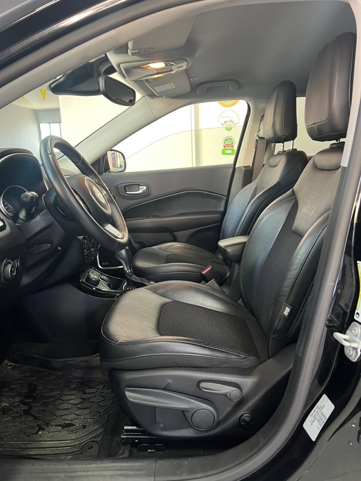 Jeep Compass 2.0 Multijet II aut. 4WD Limited (11)