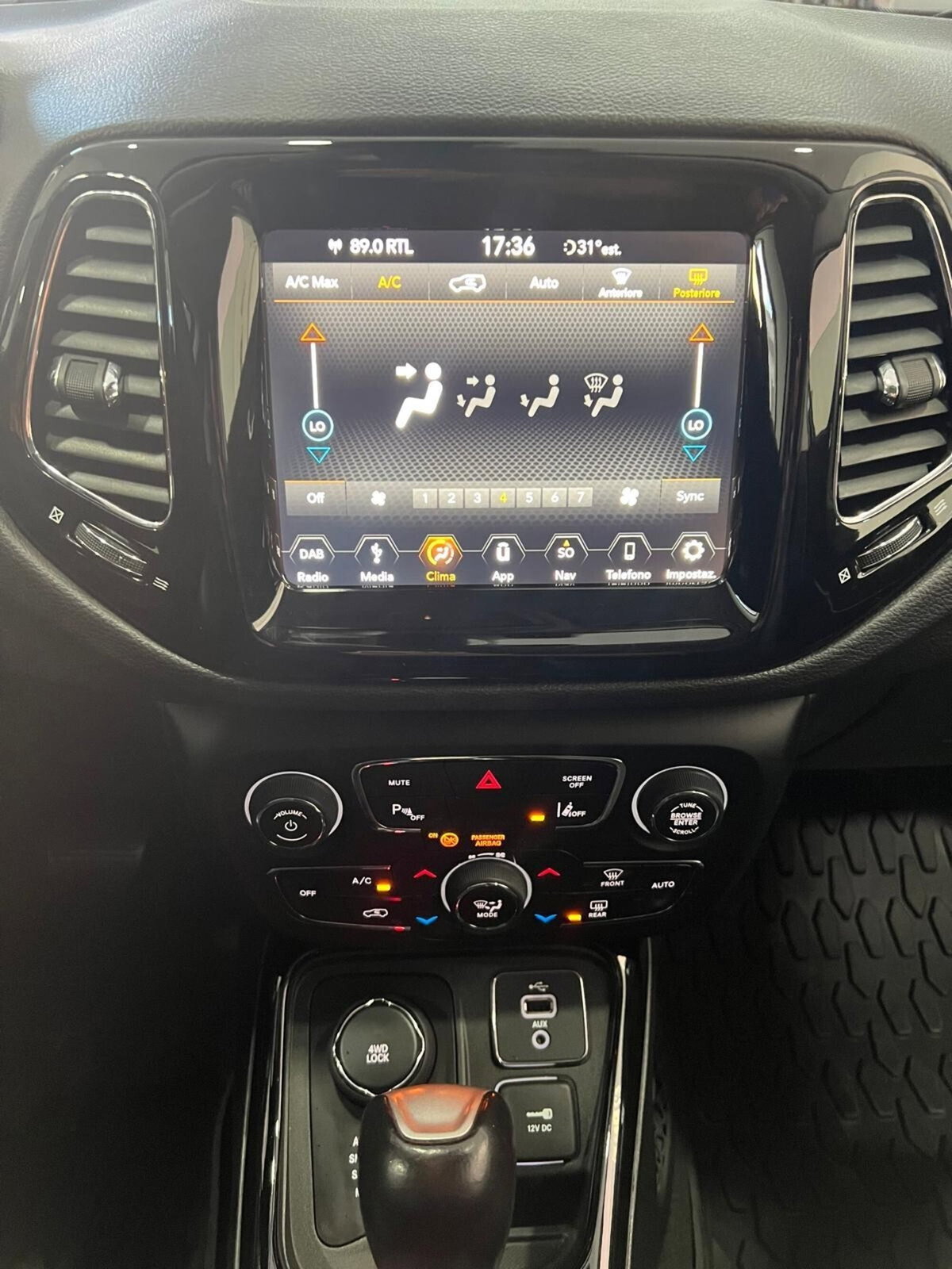 Jeep Compass 2.0 Multijet II aut. 4WD Limited (15)