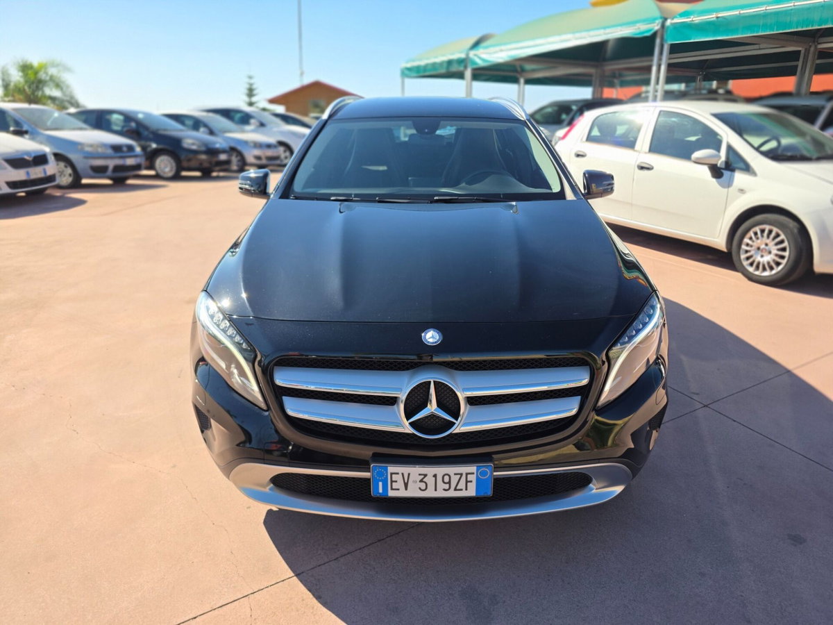 Mercedes-Benz GLA SUV 200 Sport (4)