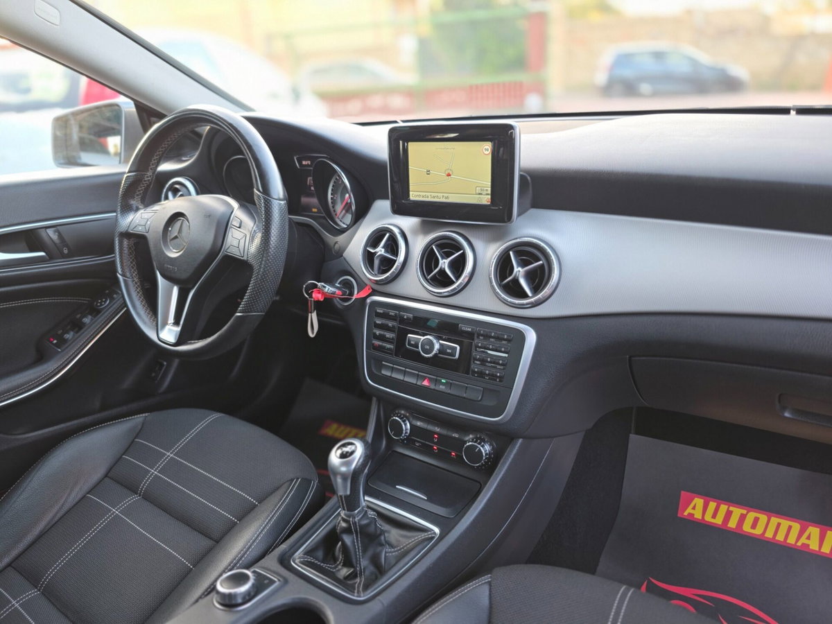Mercedes-Benz CLA 180 CDI Sport (10)