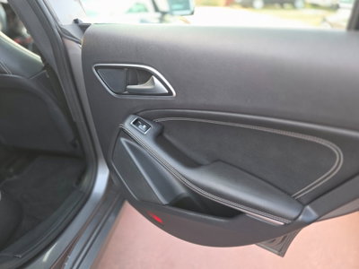 Mercedes-Benz CLA 180 CDI Sport (12)