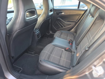 Mercedes-Benz CLA 180 CDI Sport (13)