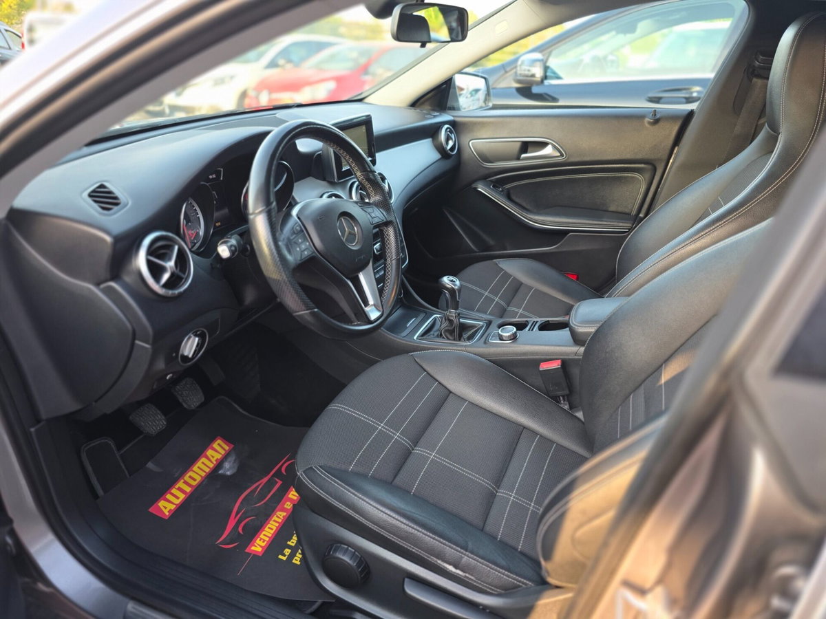 Mercedes-Benz CLA 180 CDI Sport (14)