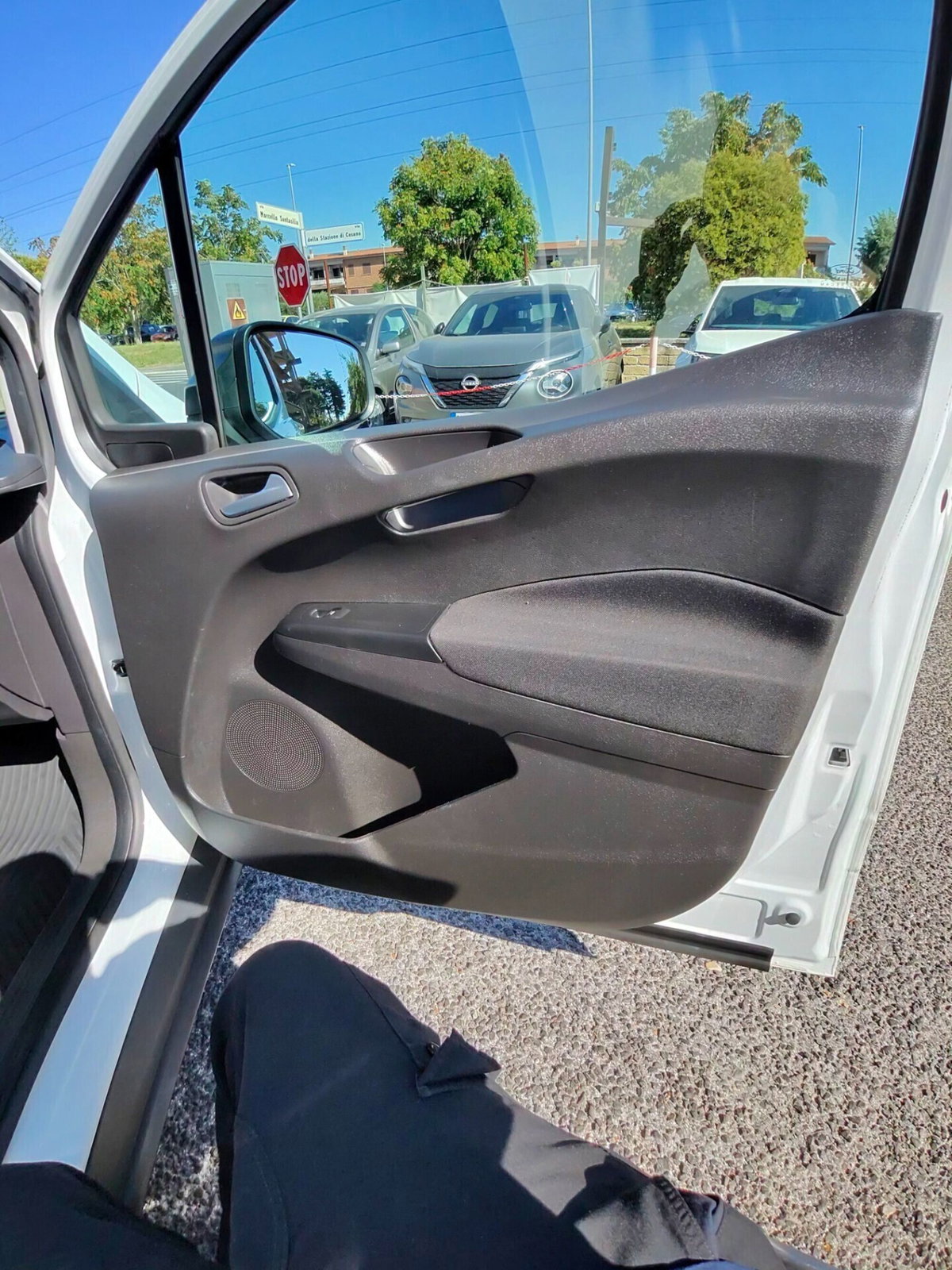 Ford Transit Courier Furgone 1.0 ecoboost 100cv Trend (17)