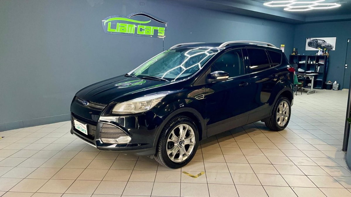 Ford Kuga 2.0 TDCI 140 CV 4WD Titanium