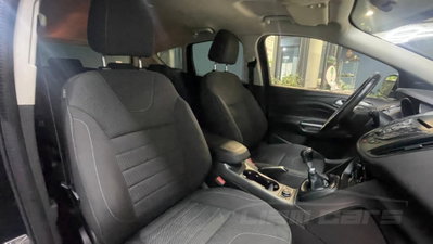 Ford Kuga 2.0 TDCI 140 CV 4WD Titanium (14)