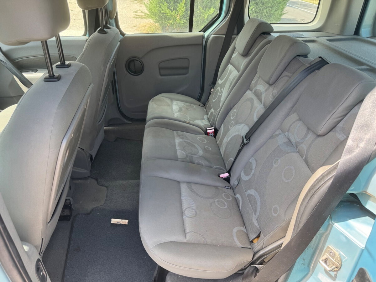 Renault Kangoo 1.5 dCi 85CV 5 porte Dynamique (10)