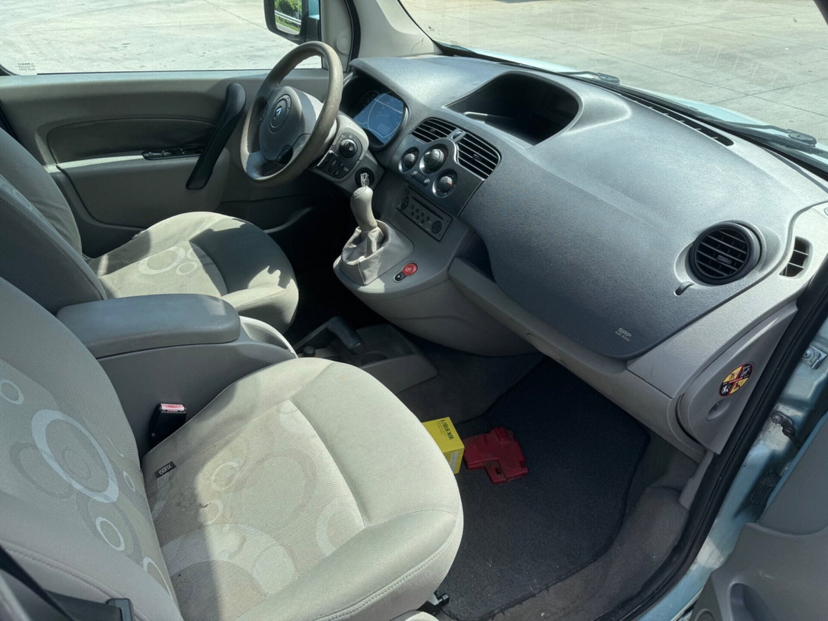 Renault Kangoo 1.5 dCi 85CV 5 porte Dynamique (12)