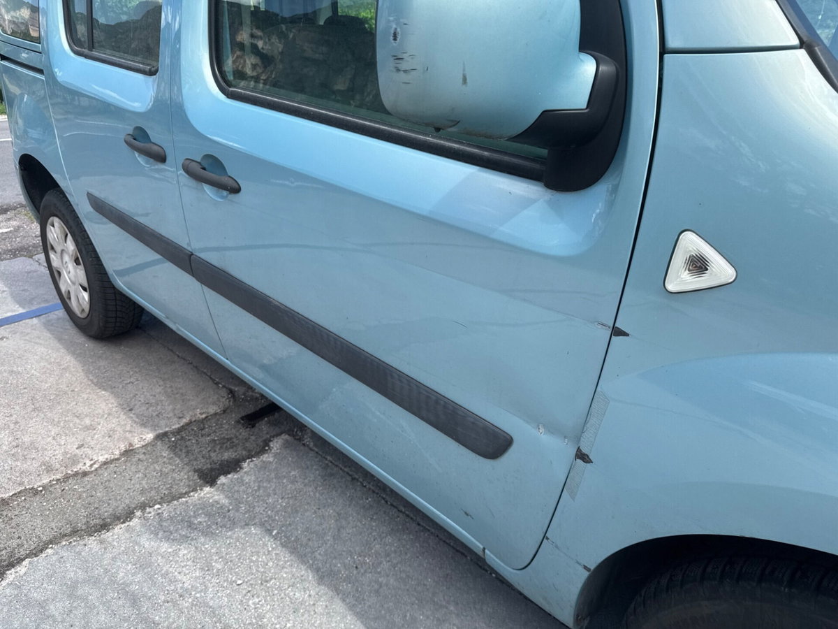 Renault Kangoo 1.5 dCi 85CV 5 porte Dynamique (18)