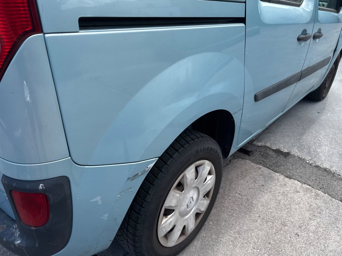 Renault Kangoo 1.5 dCi 85CV 5 porte Dynamique (19)