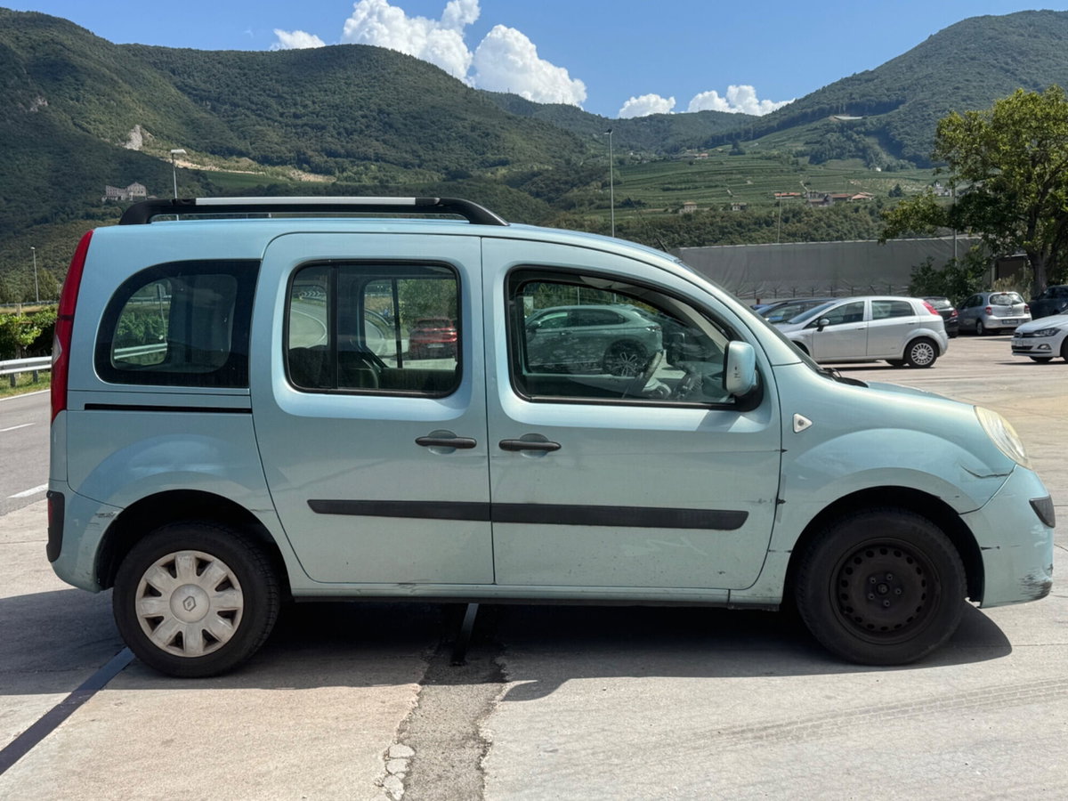 Renault Kangoo 1.5 dCi 85CV 5 porte Dynamique (4)