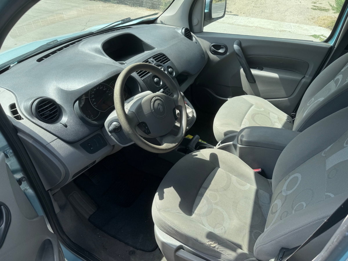 Renault Kangoo 1.5 dCi 85CV 5 porte Dynamique (9)