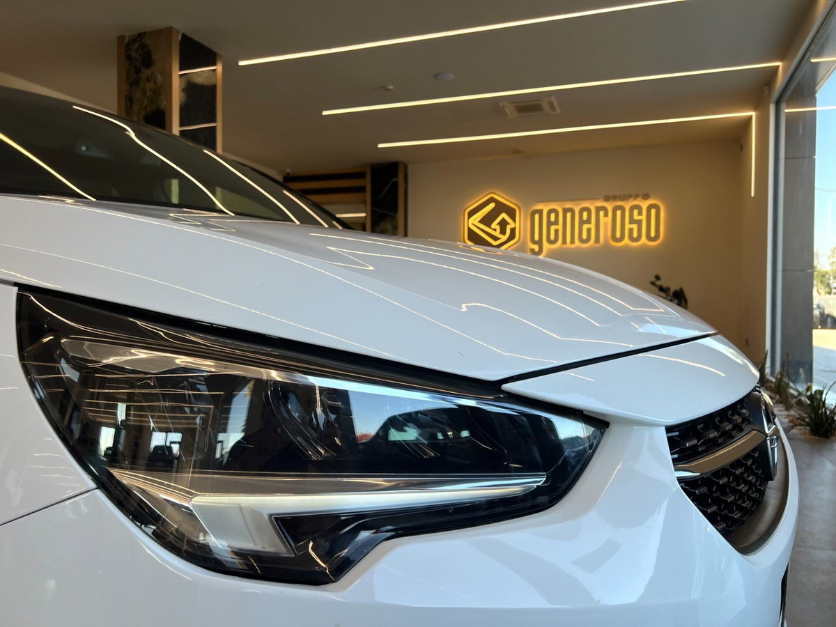 Opel Corsa 1.2 100 CV GS Line (7)