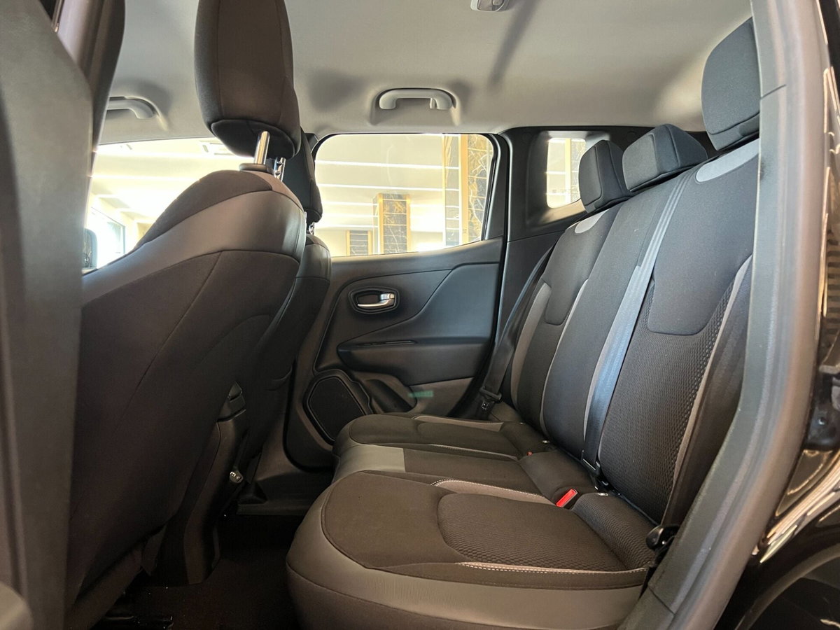 Jeep Renegade 1.6 Mjt 130 CV Limited (11)