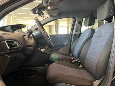Lancia Ypsilon 1.0 FireFly 5 porte S&S Hybrid Gold Plus (10)