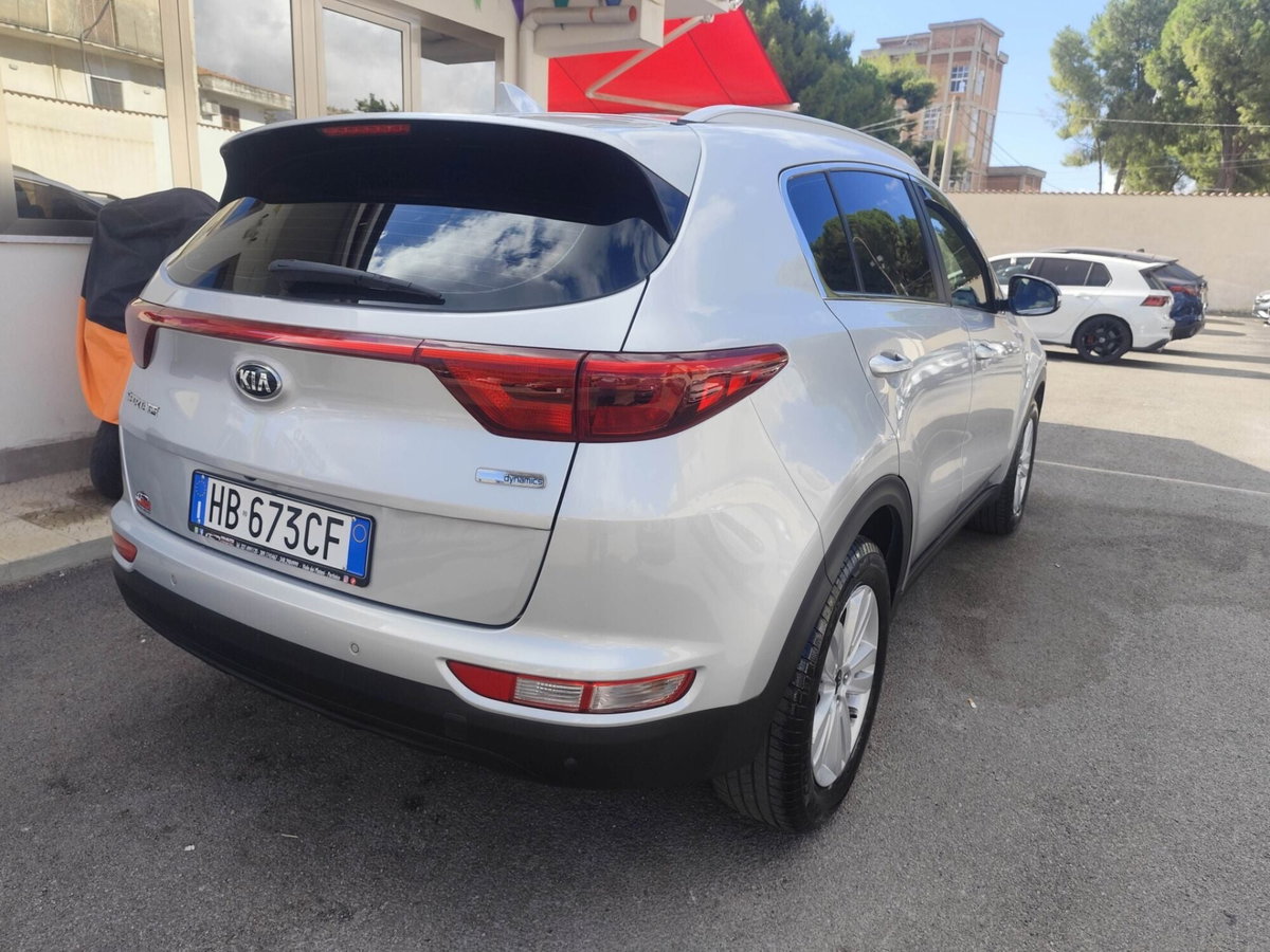 Kia Sportage 1.7 CRDI 2WD Style (4)