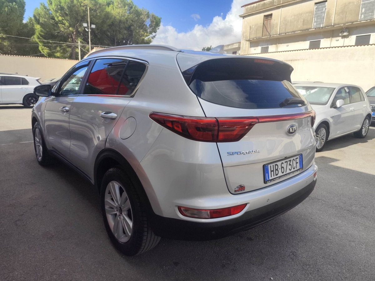 Kia Sportage 1.7 CRDI 2WD Style (5)