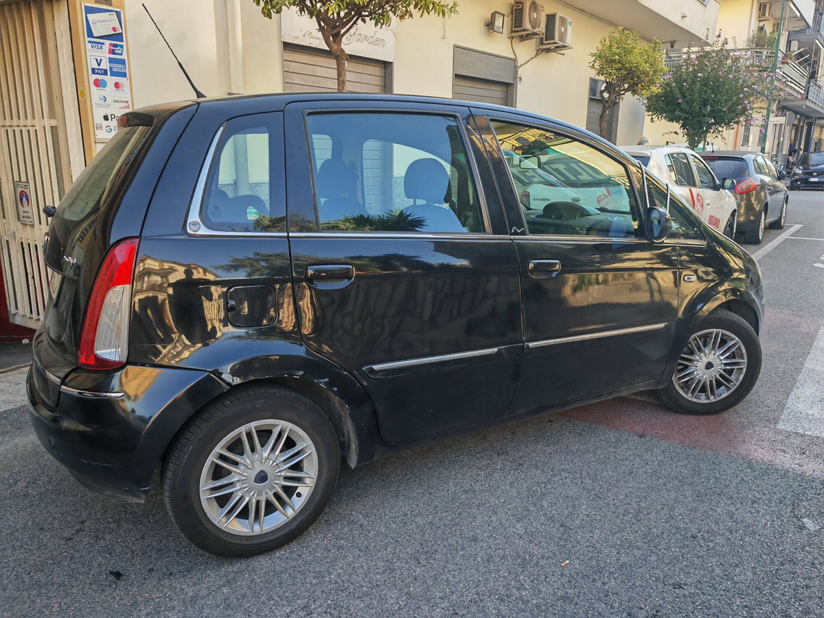 Lancia Musa 1.3 Multijet 16V 90 CV Oro (5)