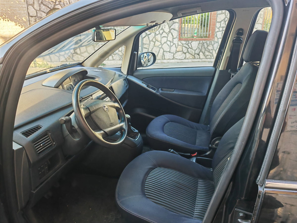 Lancia Musa 1.3 Multijet 16V 90 CV Oro (7)