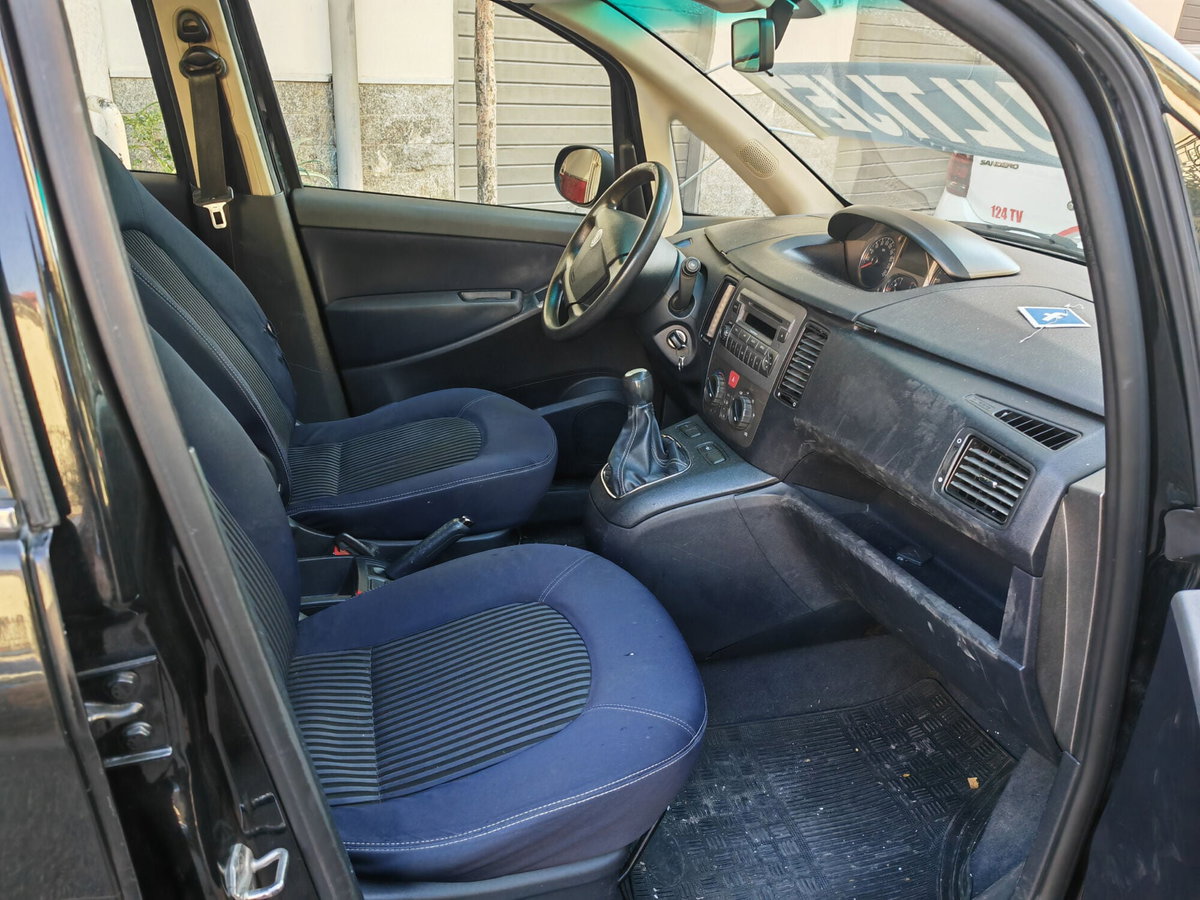 Lancia Musa 1.3 Multijet 16V 90 CV Oro (8)