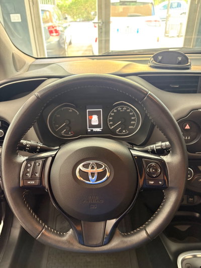 Toyota Yaris 1.5 Hybrid 5 porte Energy (15)