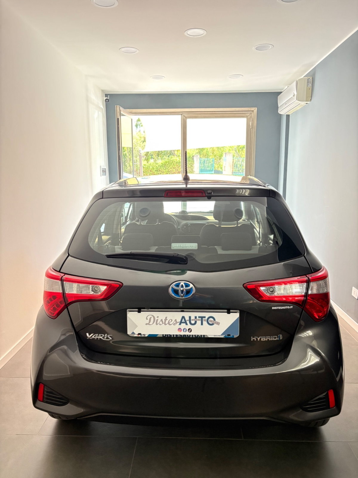 Toyota Yaris 1.5 Hybrid 5 porte Energy (4)