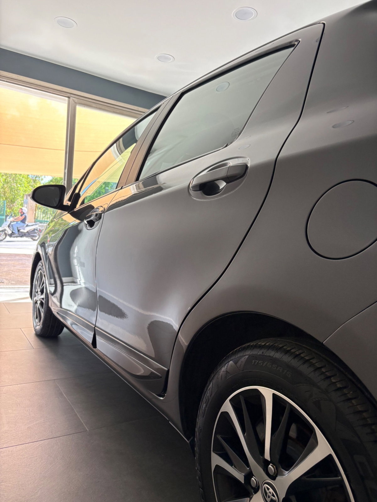 Toyota Yaris 1.5 Hybrid 5 porte Energy (9)