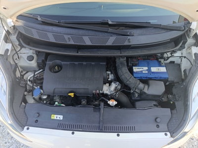 Hyundai ix20 1.4 CRDI 90 CV Style (12)