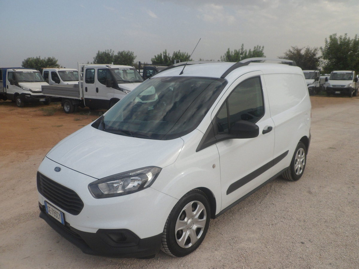 Ford Transit Courier Furgone 1.5 ecoblue 100cv Trend