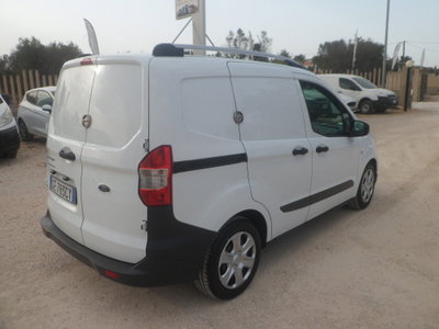 Ford Transit Courier Furgone 1.5 ecoblue 100cv Trend (4)